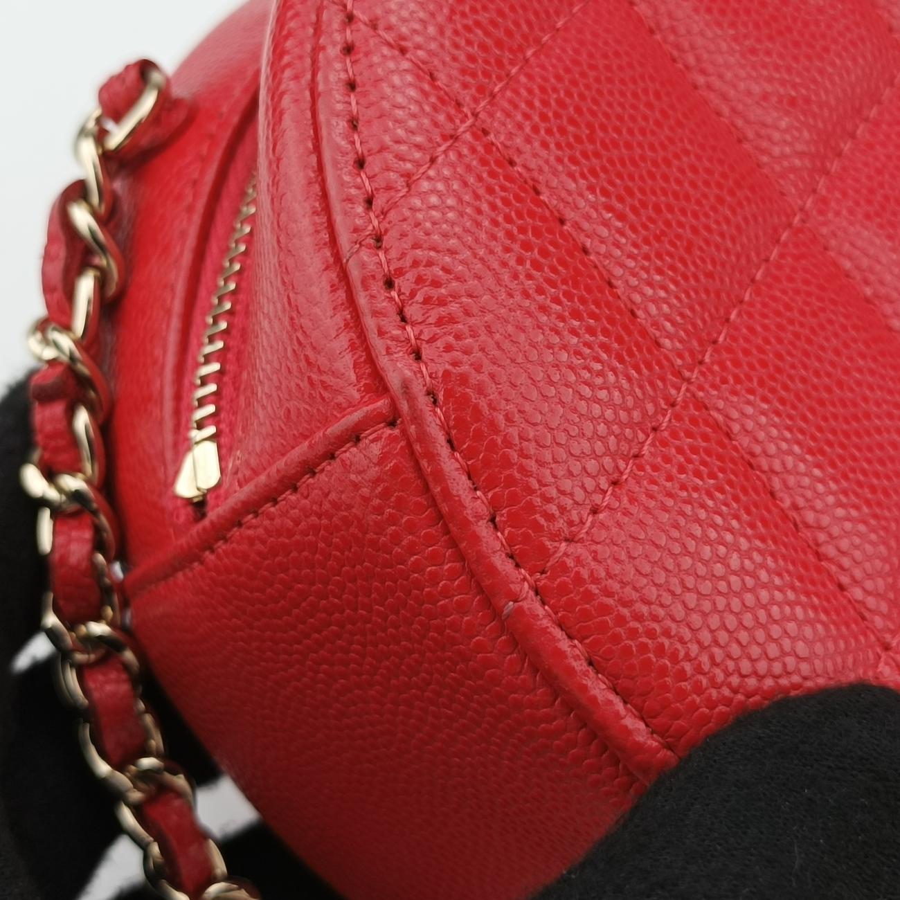 round as earth Ribbon Red Caviar Leather 29084335