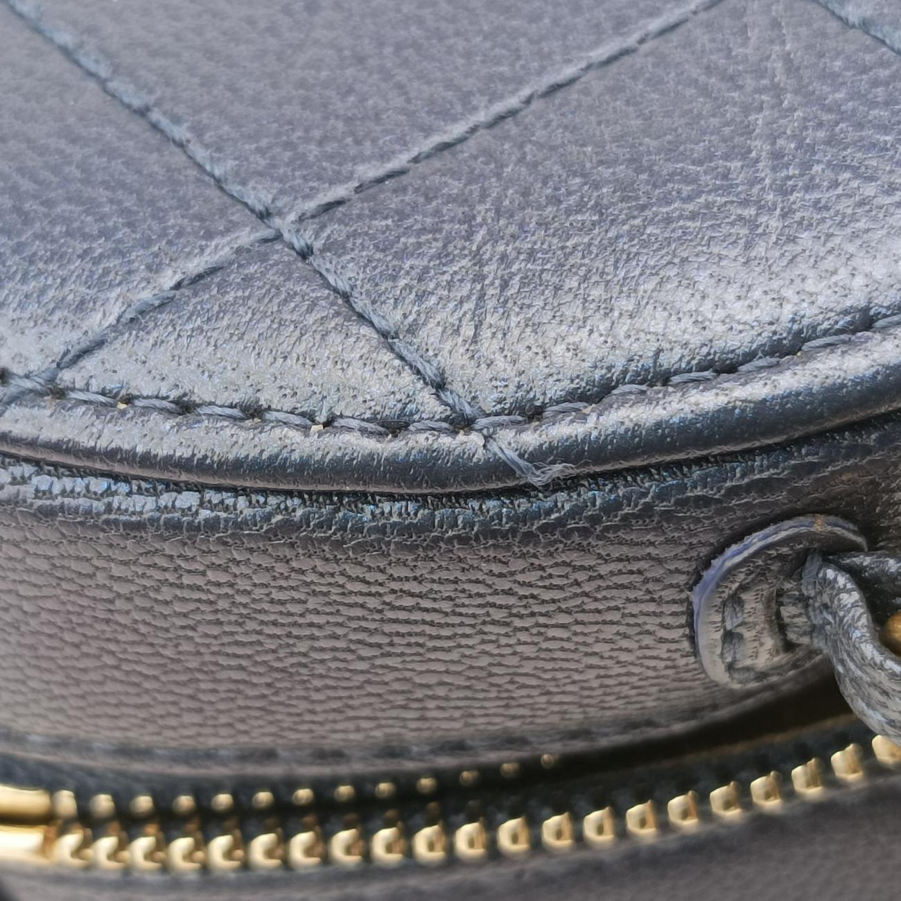 Round Pearls Navy lambskin 29212582