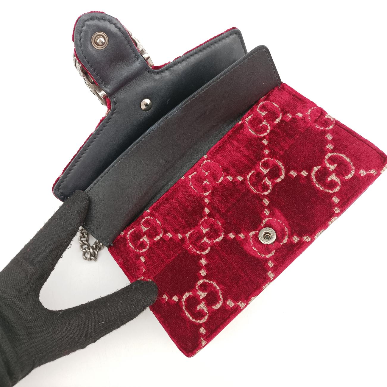 Dionysus Red×Black velour