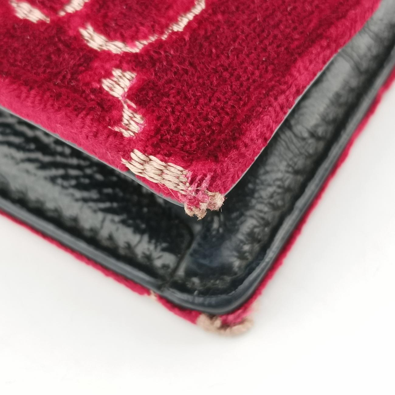 Dionysus Red×Black velour