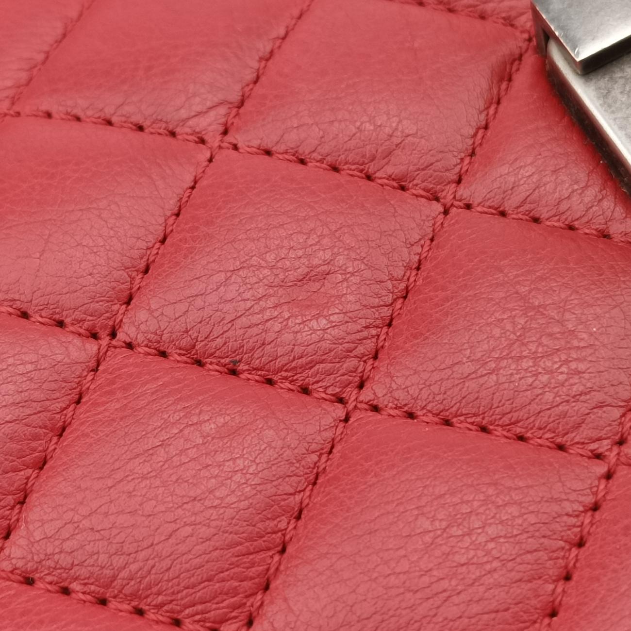 BOY CHANEL Red lambskin 17940235