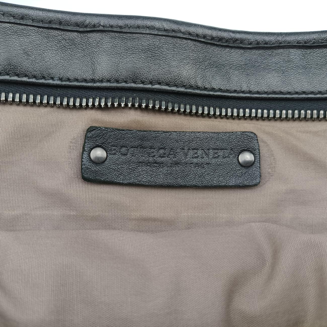Intrecciato Black lambskin B04606623U