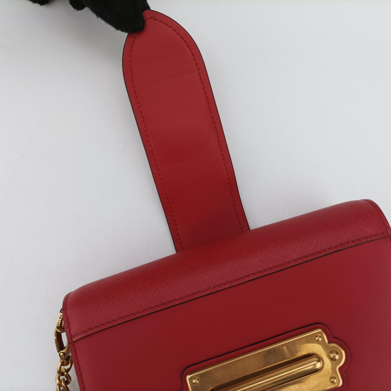 City Calf Cahier Red leather 25