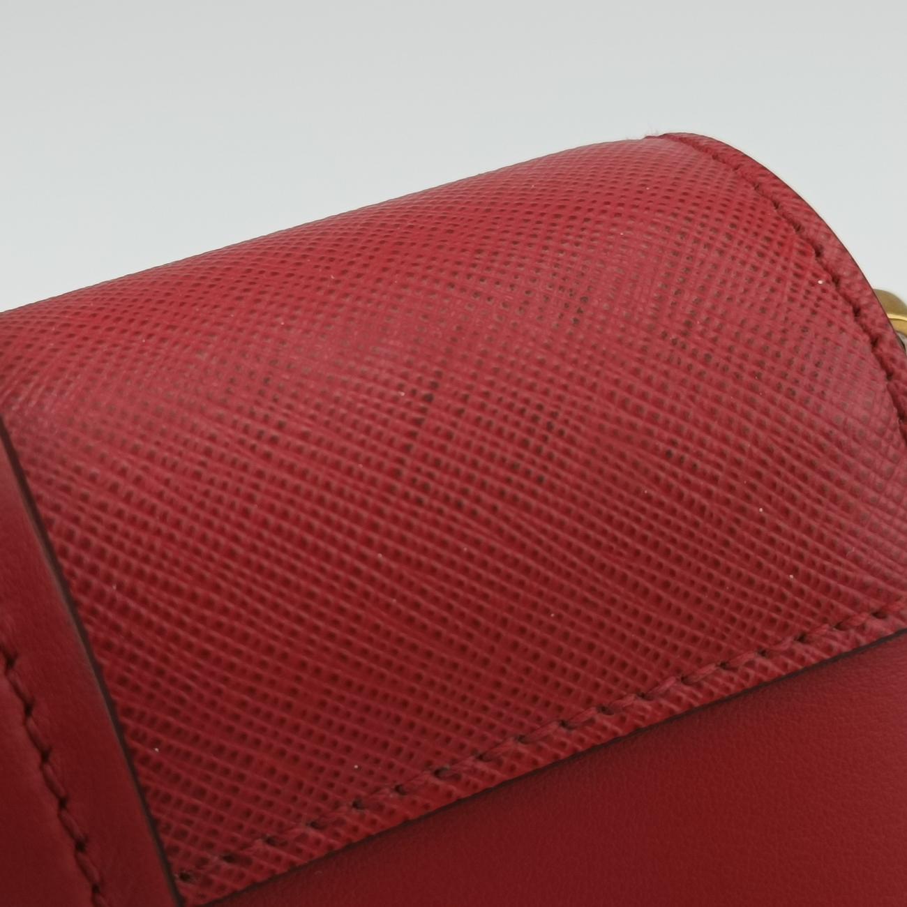 City Calf Cahier Red leather 25