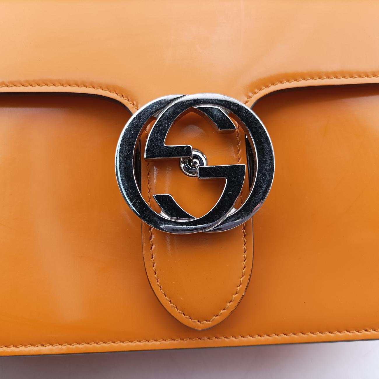Interlocking G Orange Patent D018482392