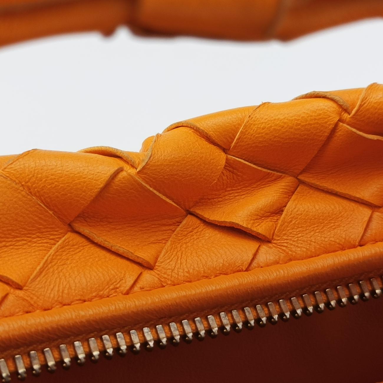 The Jodie Orange lambskin B09953209U