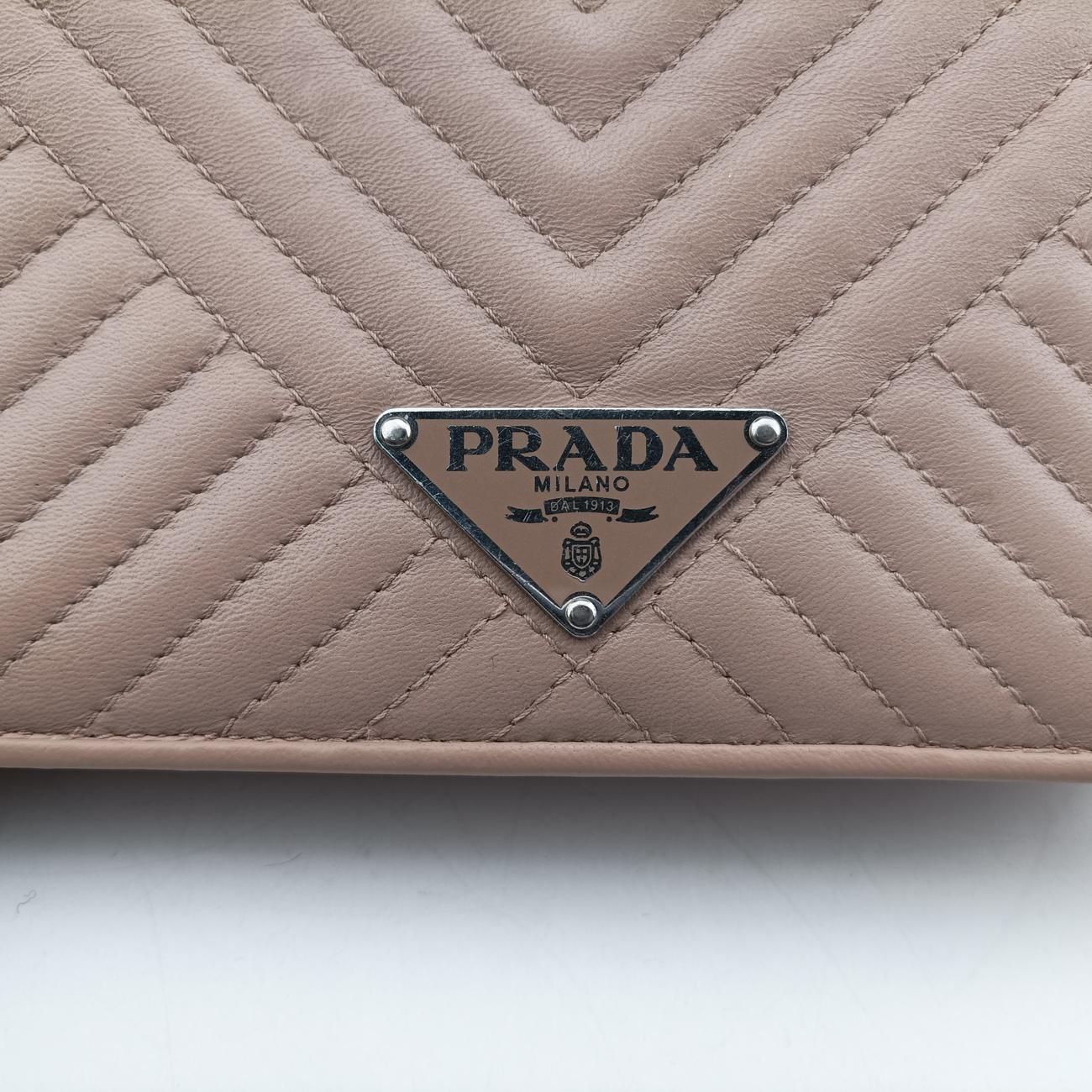 Diagramme Pink leather 107 A