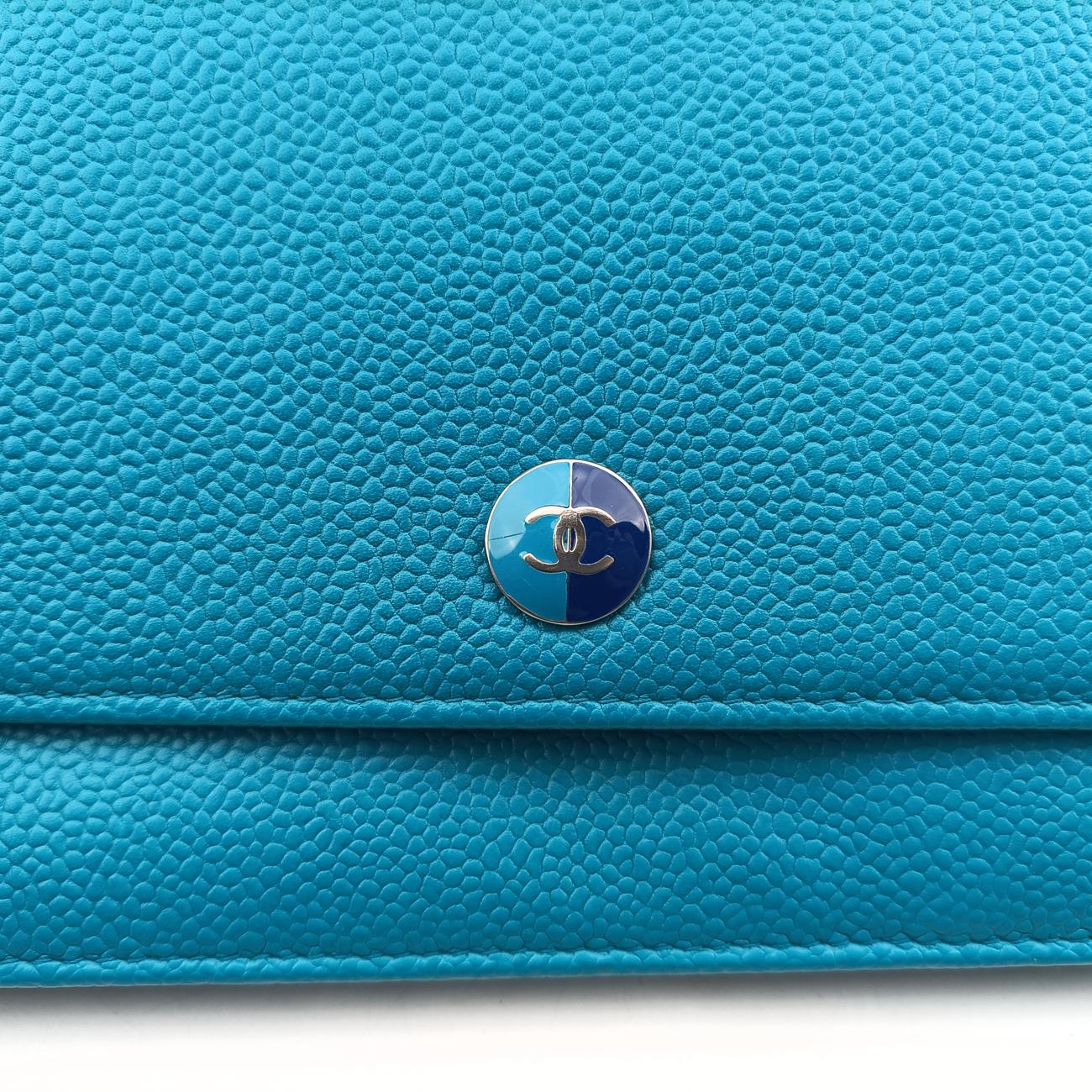 Caviar Wallet Chain Blue Leather 17898763