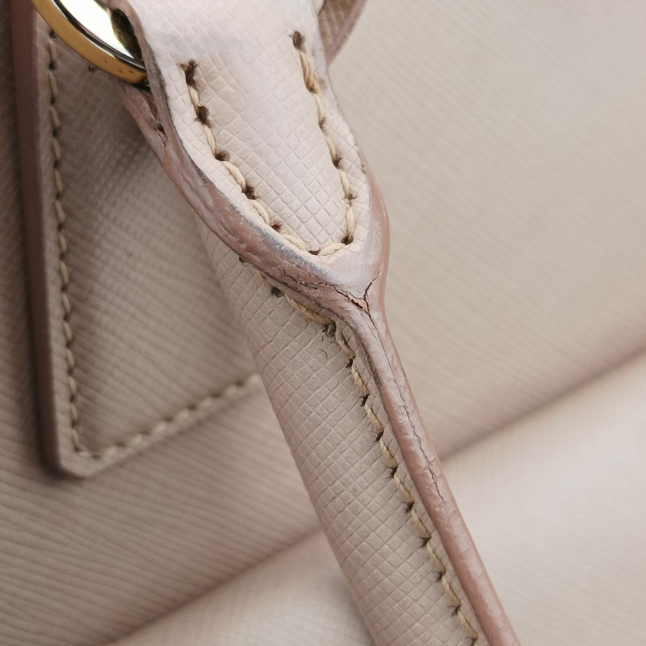 Galleria Pink SAFFIANO Leather 7 O