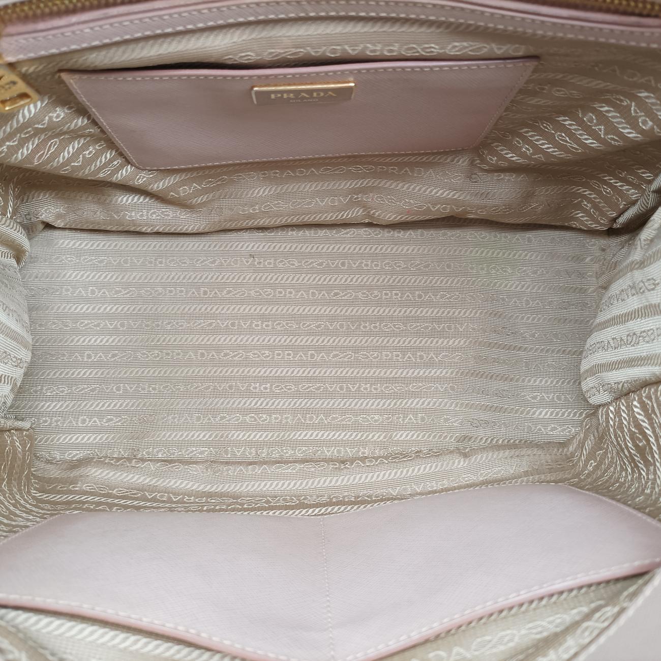 Galleria Pink SAFFIANO Leather 7 O