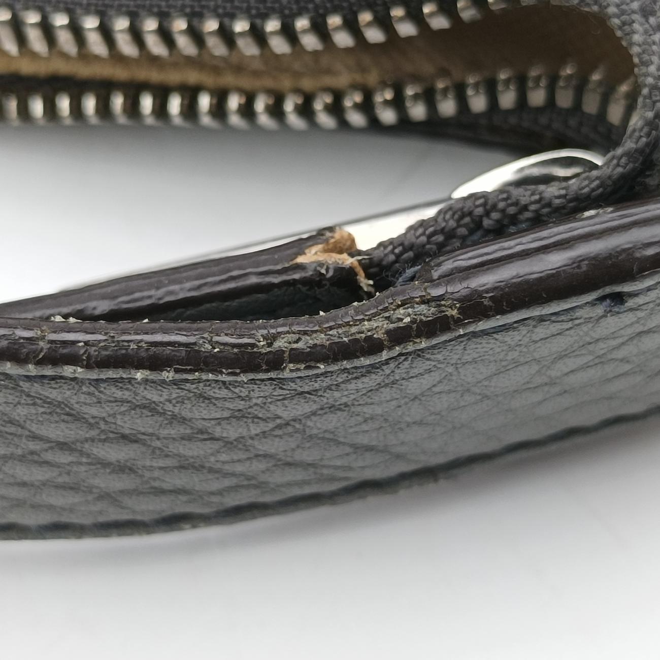Interlocking G Logo Soho Messenger Grey Leather A016476622