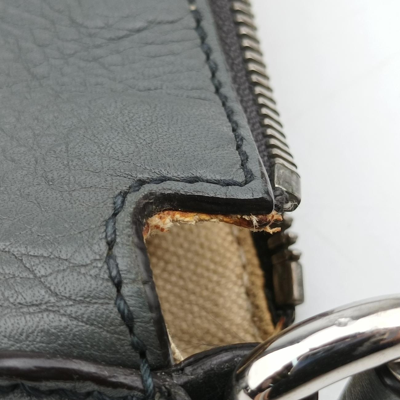 Interlocking G Logo Soho Messenger Grey Leather A016476622