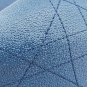 Medium Cannage Grained Blue Leather 01-RU-0166