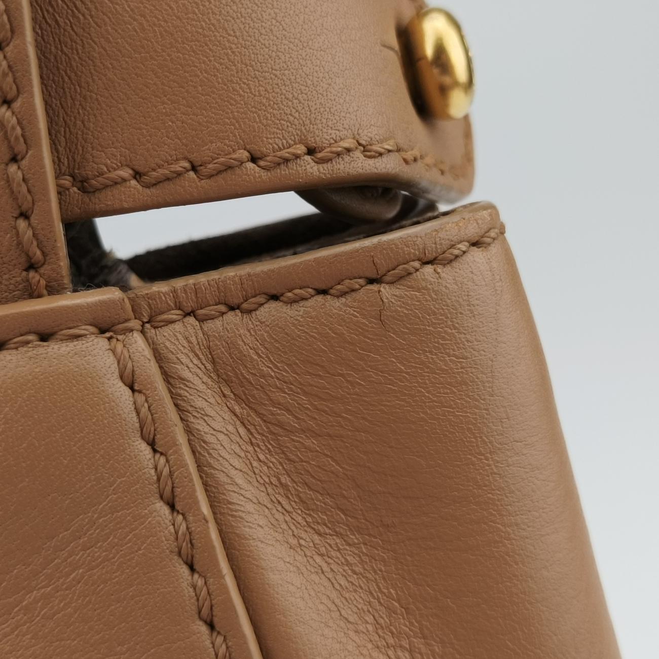 PEEKABOO Beige Leather 8BN226-D74-129.2516