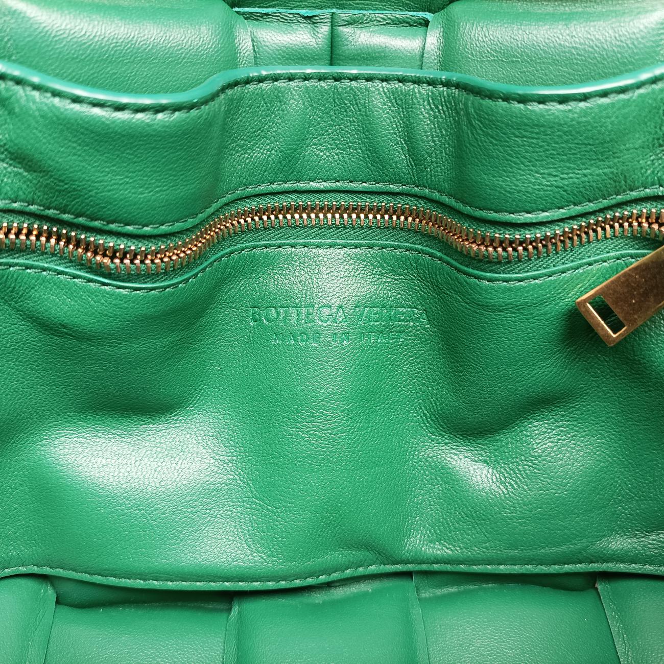 The Chain Cassette Green lambskin B09392158T
