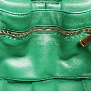 The Chain Cassette Green lambskin B09392158T