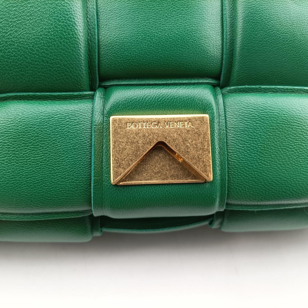 The Chain Cassette Green lambskin B09392158T