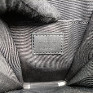 LV Aerogramme Phone Pouch Black Grained Leather MI4270 ICチップ