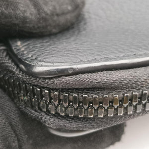 LV Aerogramme Phone Pouch Black Grained Leather MI4270 ICチップ