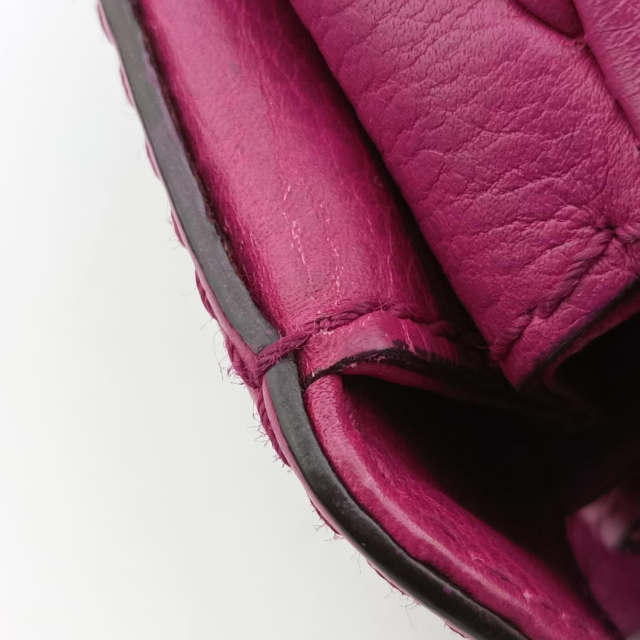 New Bamboo Rose Leather B6552297