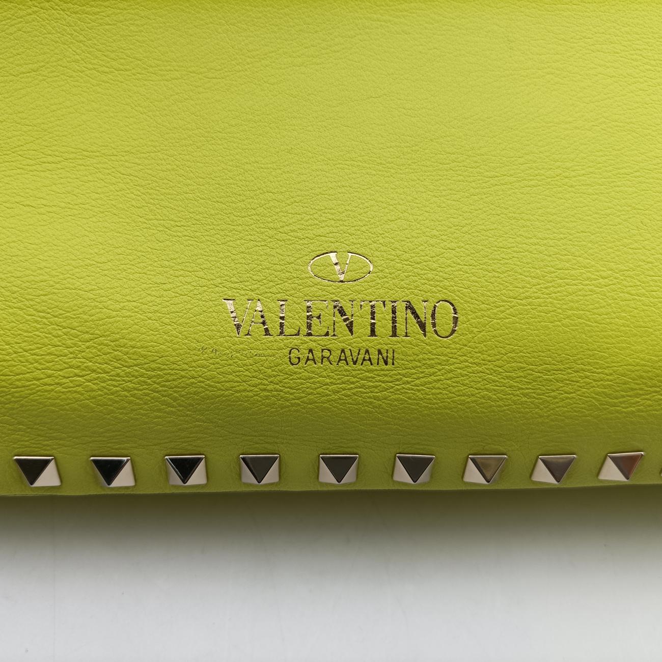 Rockstud Yellow Leather Lot number unknown