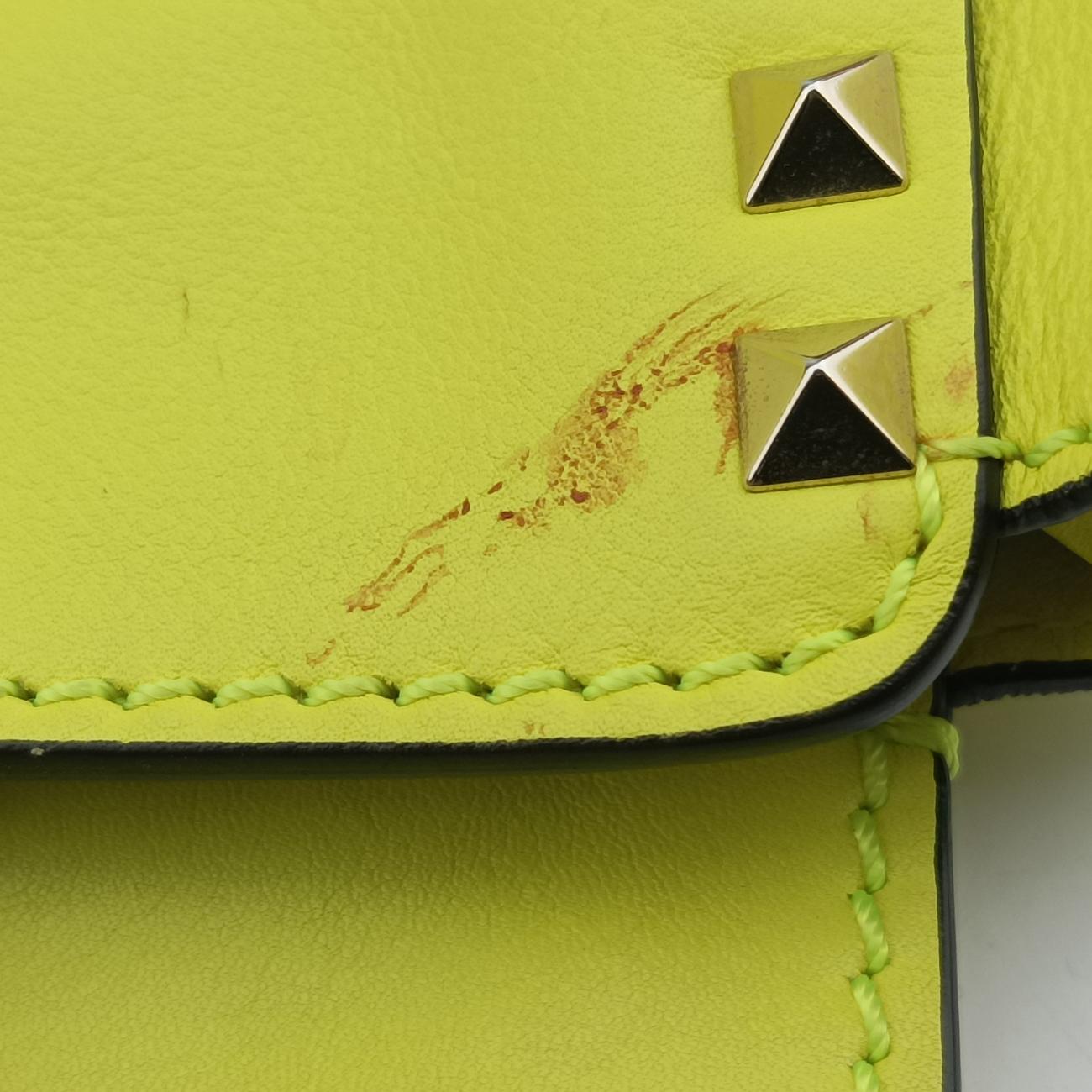 Rockstud Yellow Leather Lot number unknown