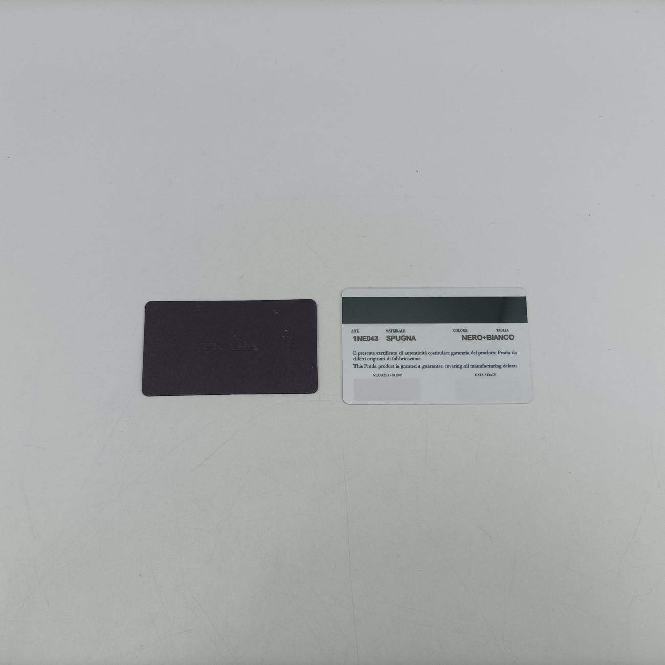 Triangle Terry Black Pile 31/Z
