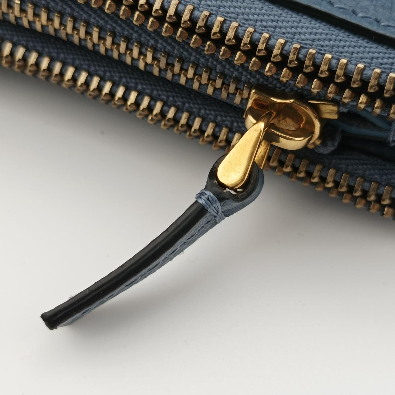 Saddle Blue Leather 05-RU-0169