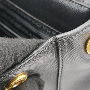 Galleria Black SAFFIANO Leather 7/A 173