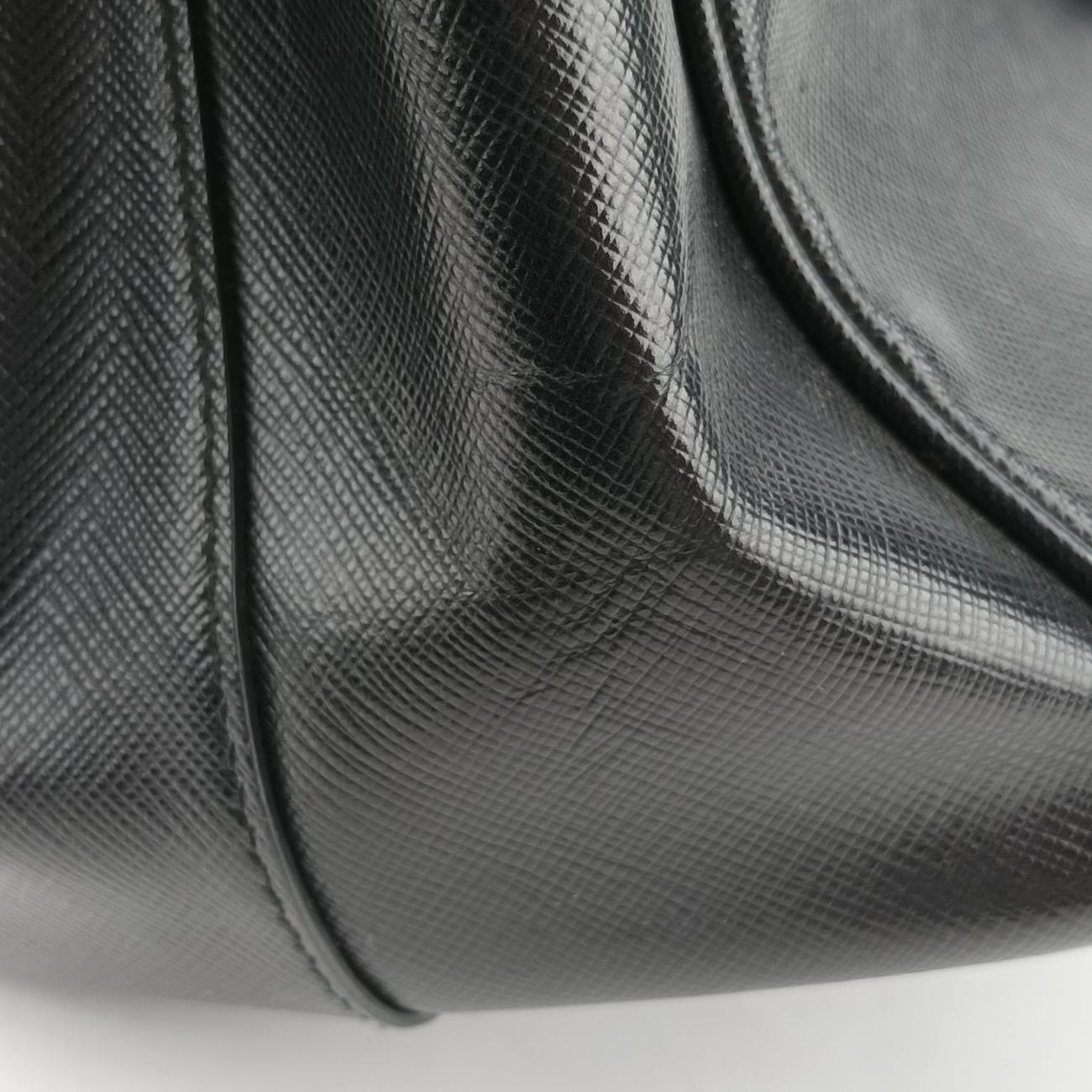 Galleria Black SAFFIANO Leather 7/A 173