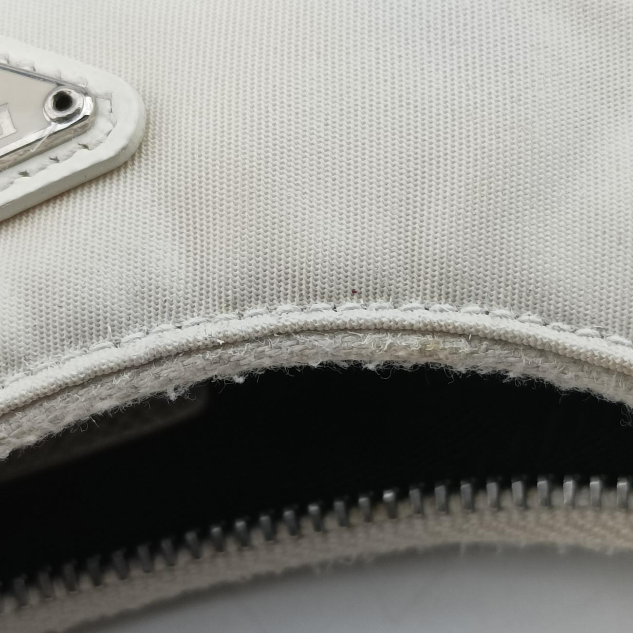 Re-Edition Nylon Mini white nylon 42