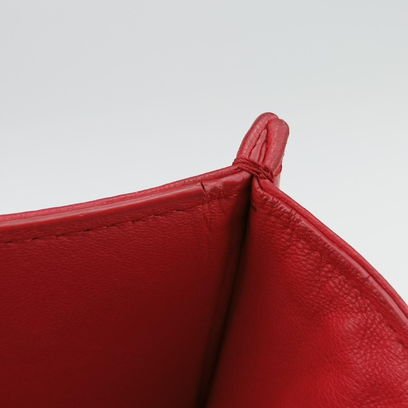 Quilted Papier A4 Tote Red Leather 236701.6502 515859
