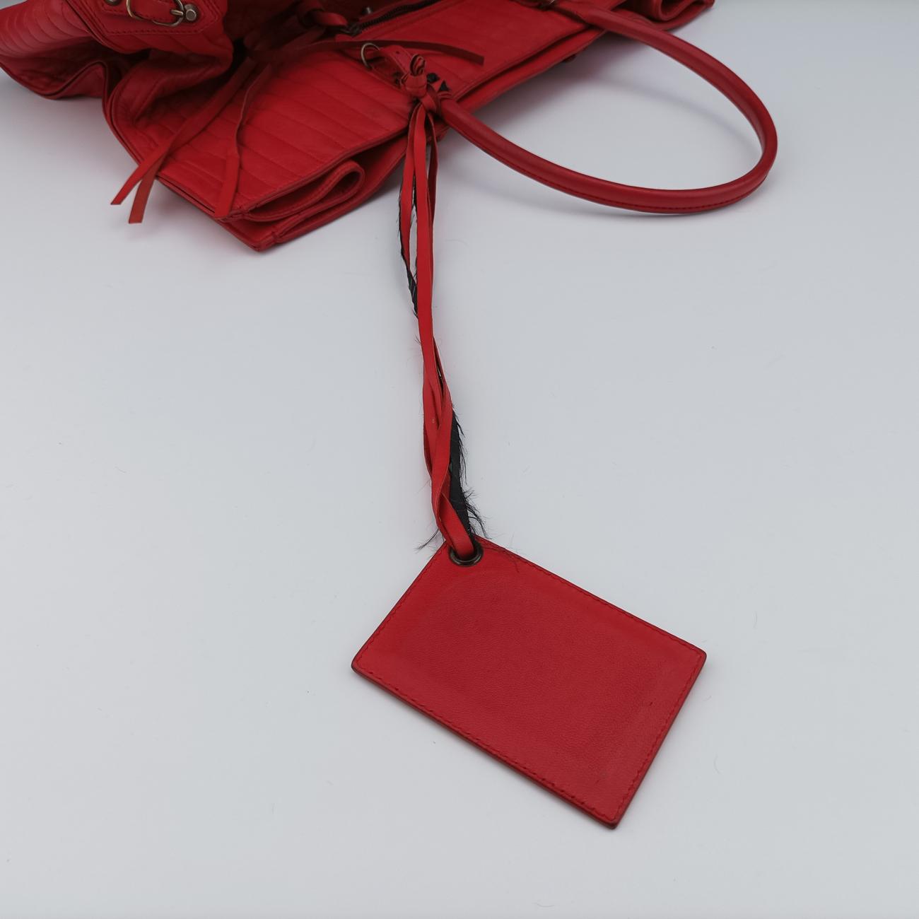Quilted Papier A4 Tote Red Leather 236701.6502 515859