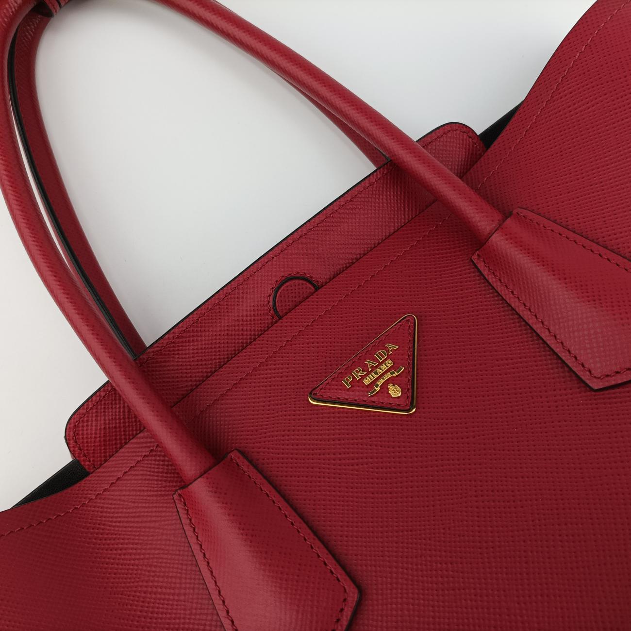 Double Cuir Red SAFFIANO Leather
