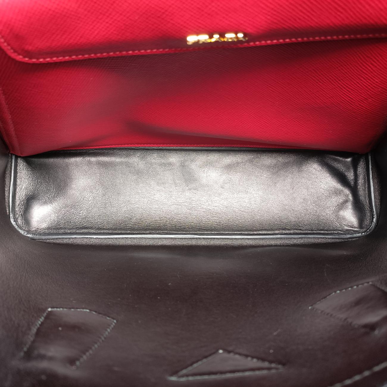 Double Cuir Red SAFFIANO Leather