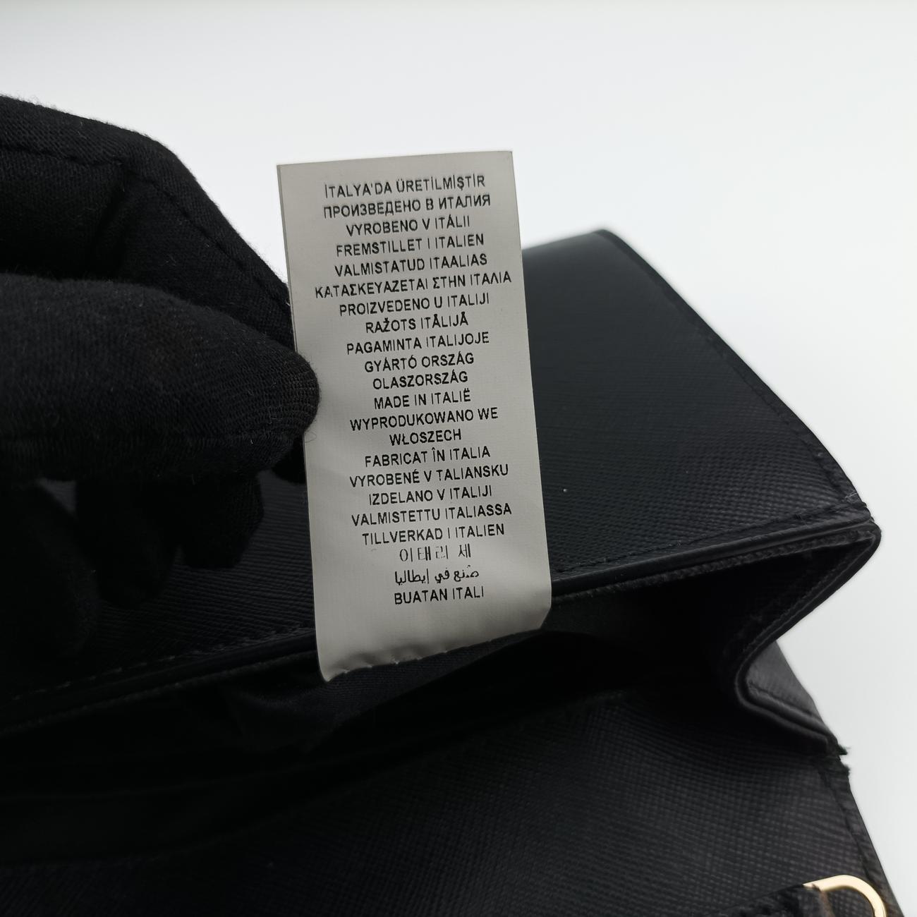 Medusa Black Leather CLG 524 006 921 651