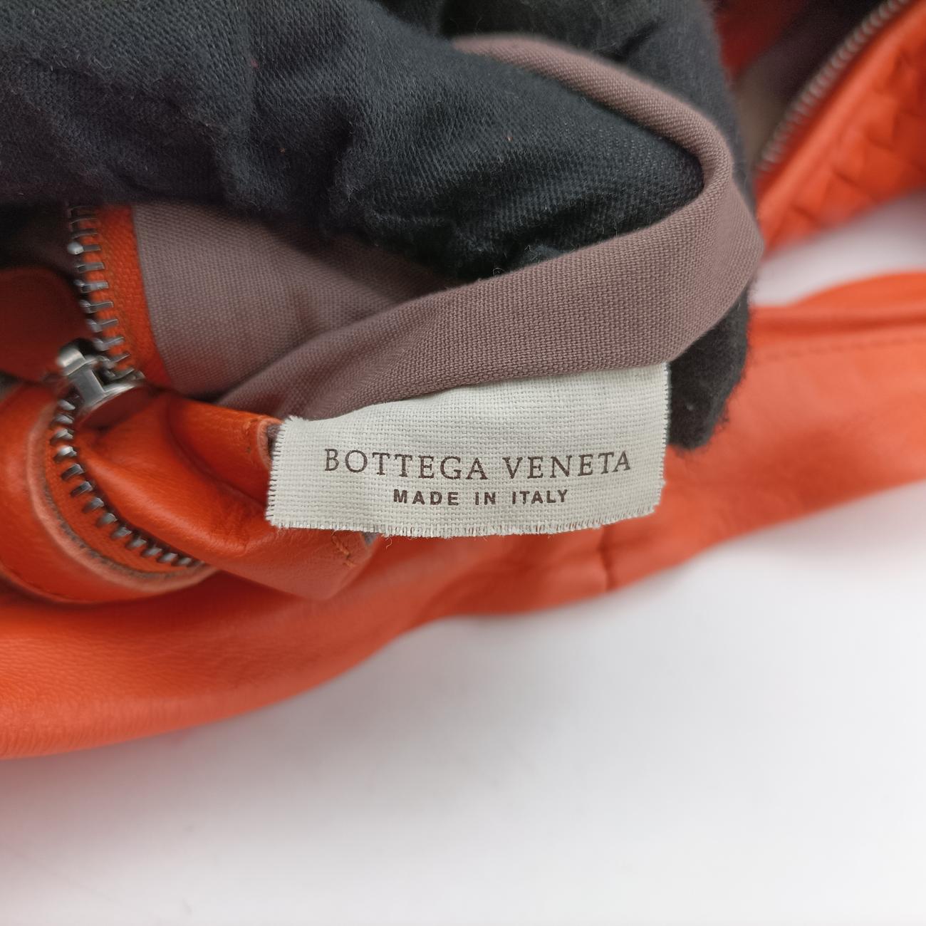 Intrecciato Orange lambskin 232500 V0016 7561 EPEV 2011 565 A