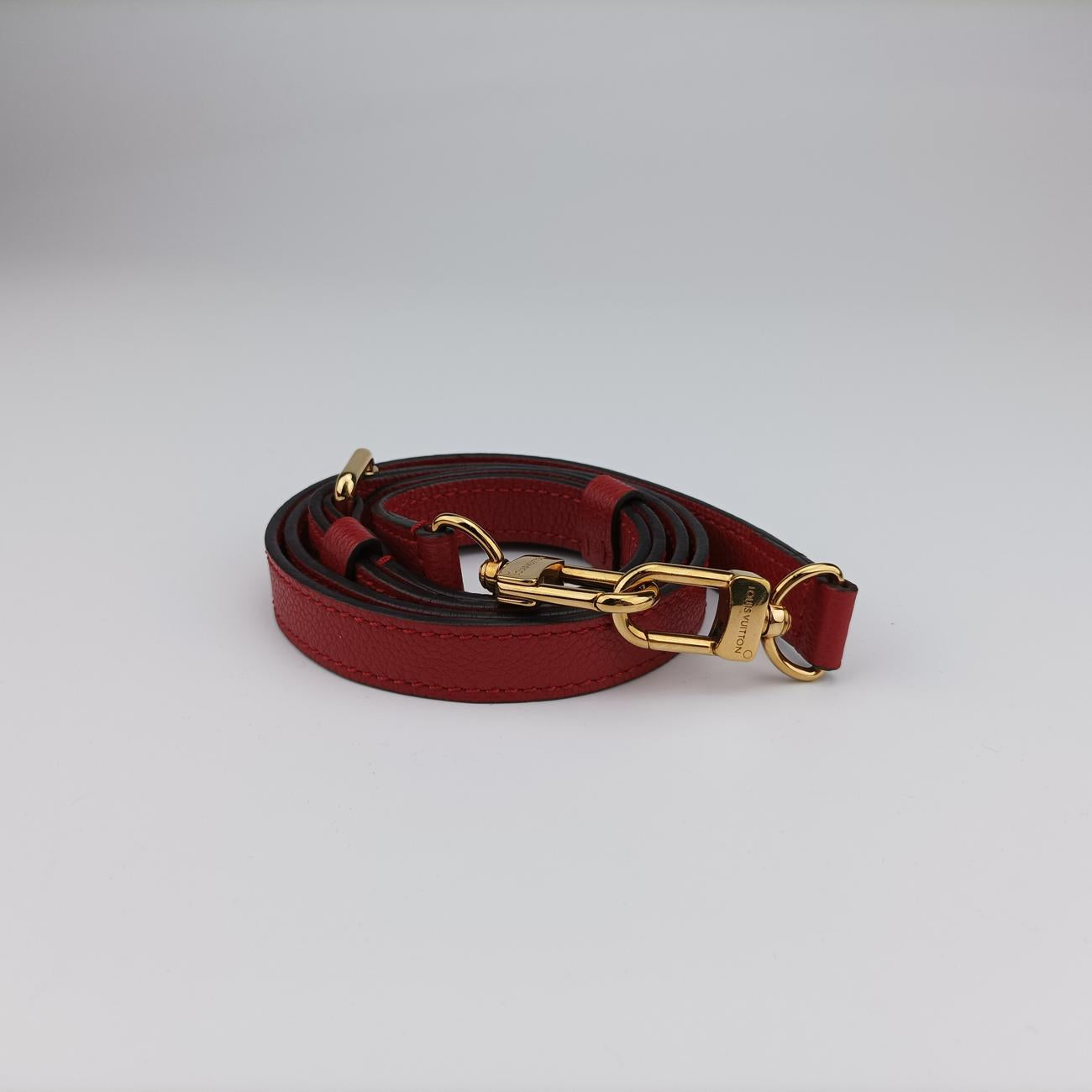 Pochette MéTIS MM Scarlet Red Monogram Empreinte AR4147 ICチップ