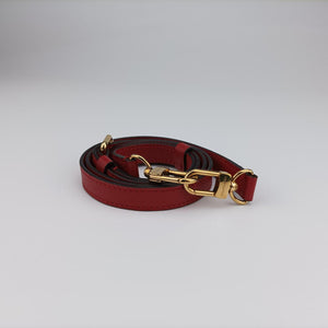 Pochette MéTIS MM Scarlet Red Monogram Empreinte AR4147 ICチップ