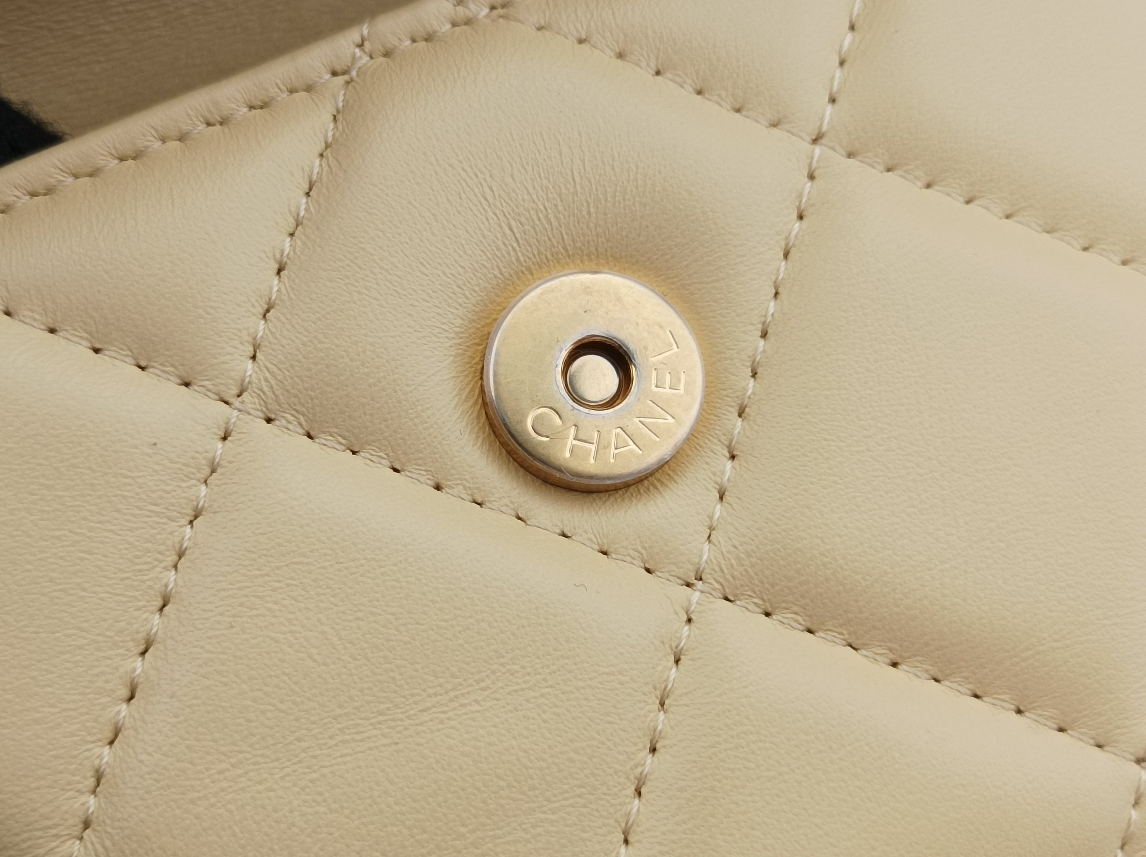 TRENDY CC Flap Yellow lambskin 31890979