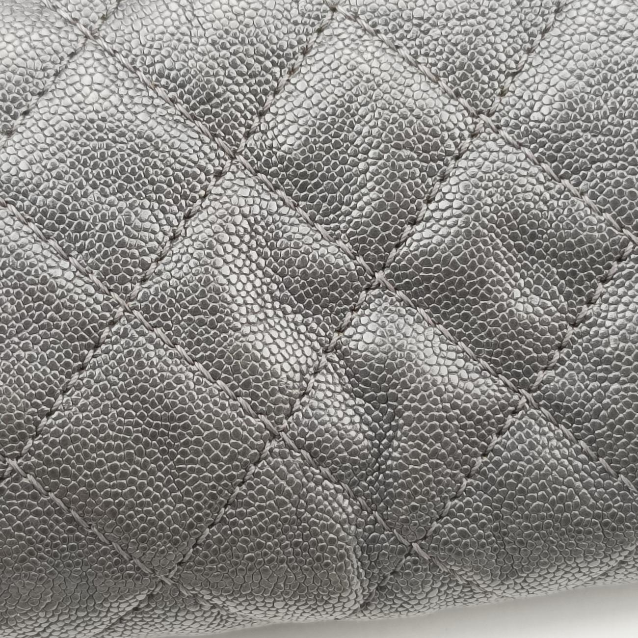 BOY CHANEL Grey caviar skin 26480755