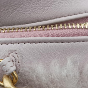CHANEL 19 Round Pink Leather × wool 30235655