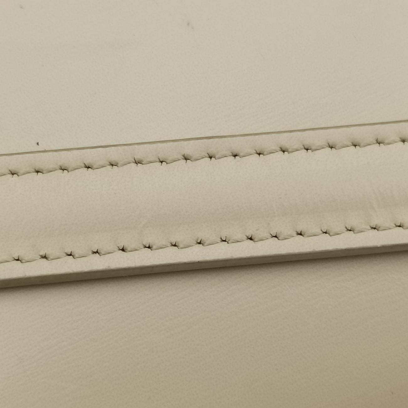 Triomphe White Leather C-GU-4211