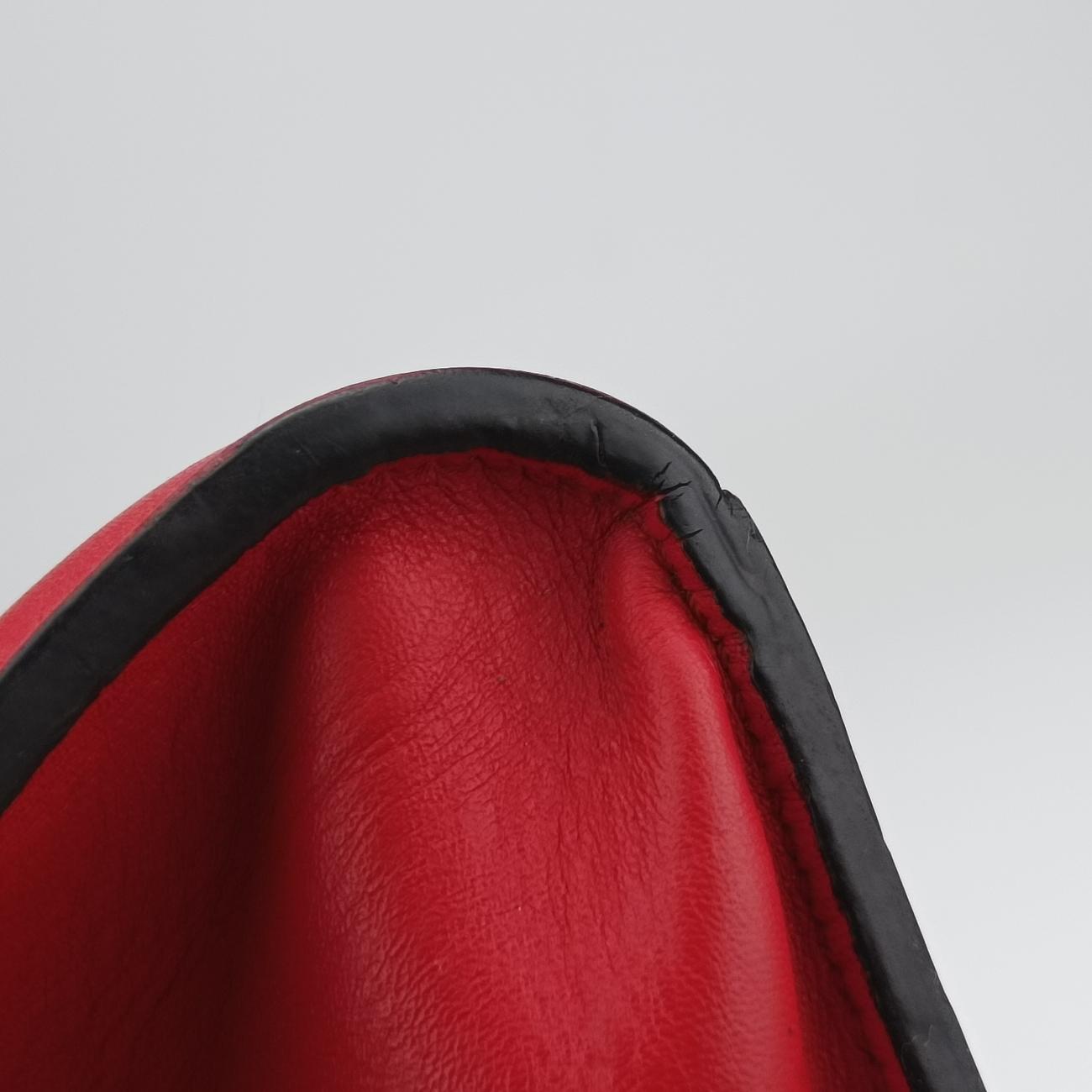 City Steamer MM Ruby x Noir Leather DU5115