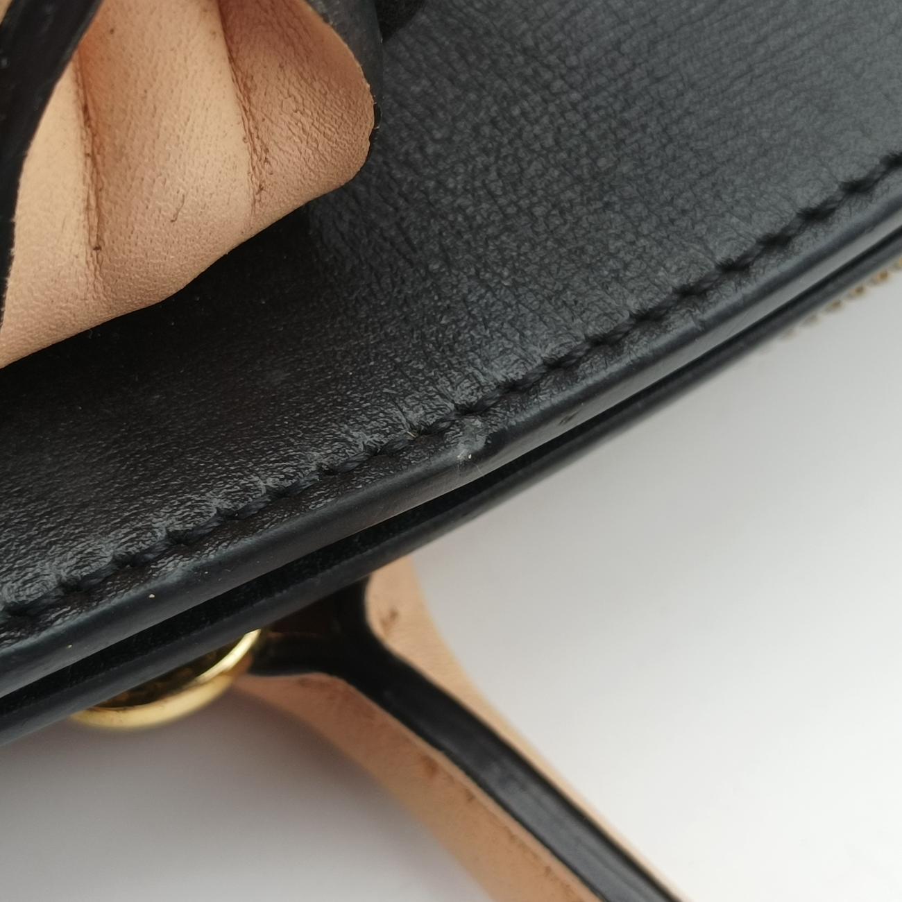 City Steamer MM Ruby x Noir Leather DU5115