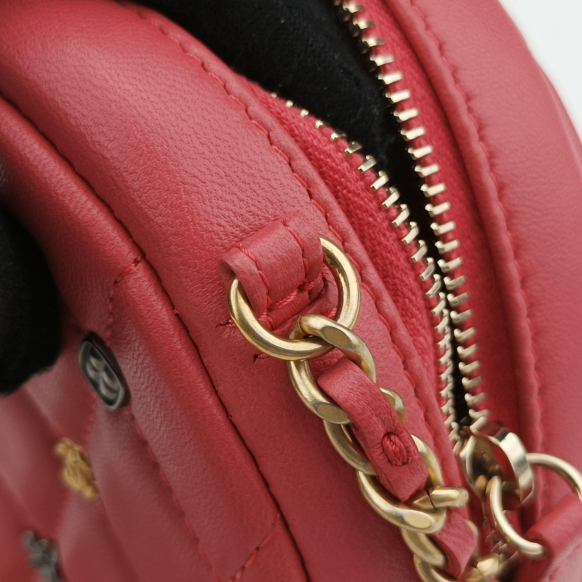 Charms Round Red lambskin 26891302