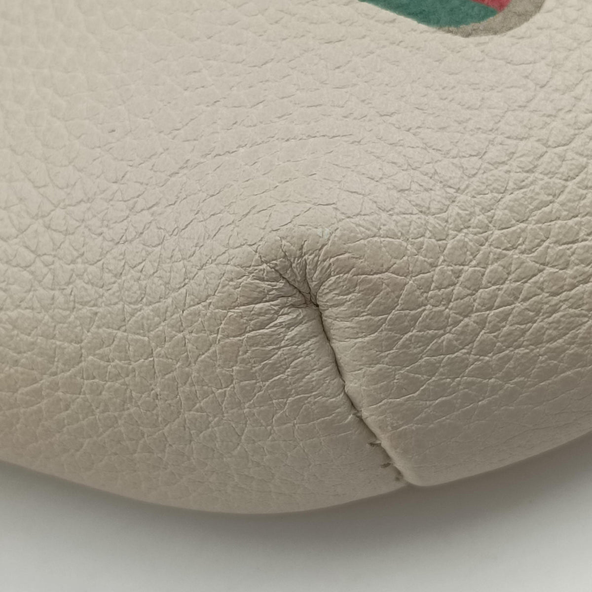 Pre-owned Gucci Print White Leather 527792 bum bag/waist bag | stylenewstar