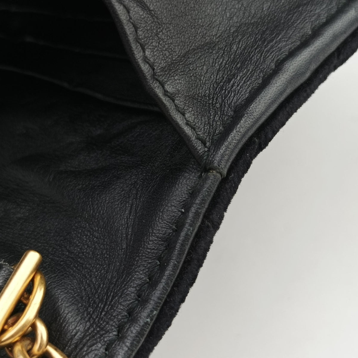 Pre-owned Gucci GG Marmont Black velour 474575 shoulderbag | stylenewstar