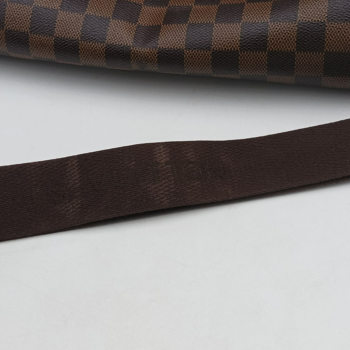 Secondhand Louis Vuitton SHELTON MM EBENE Damier Canvas N41149 shoulderbag | stylenewstar