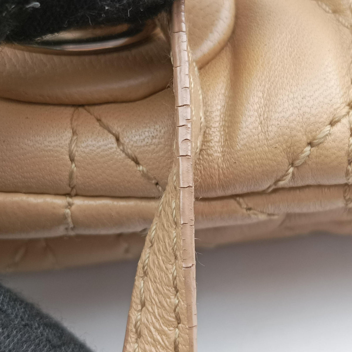 Pre-owned Christian Dior Cannage stitching Camel Lambskin  handbag | stylenewstar